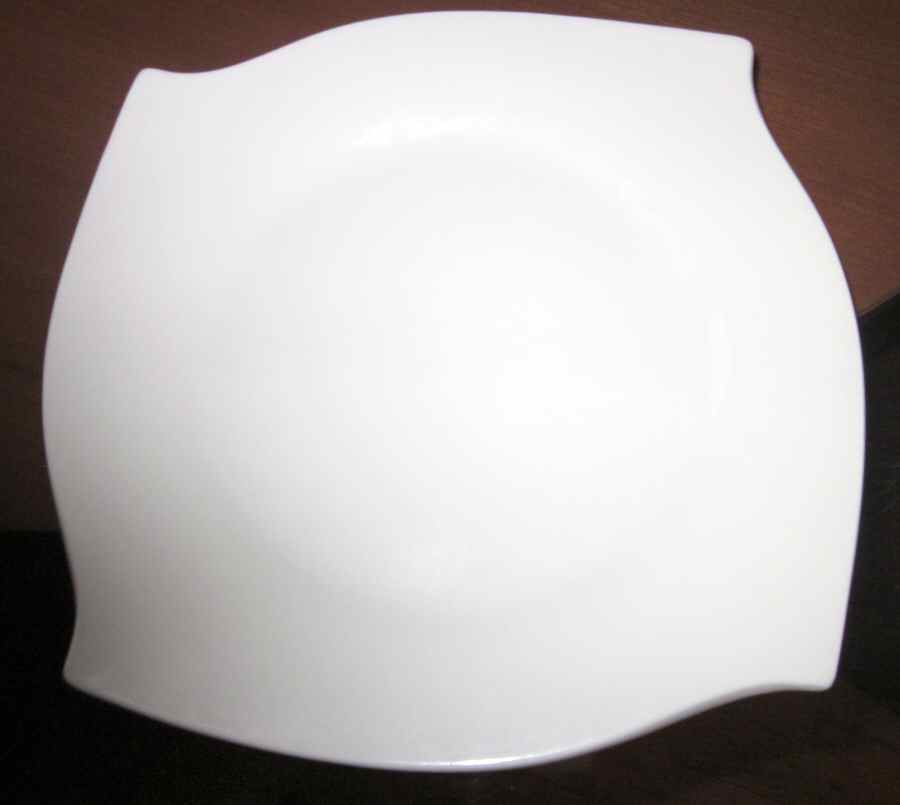 Moderno Dinner Plate by Skye Mcghie-1