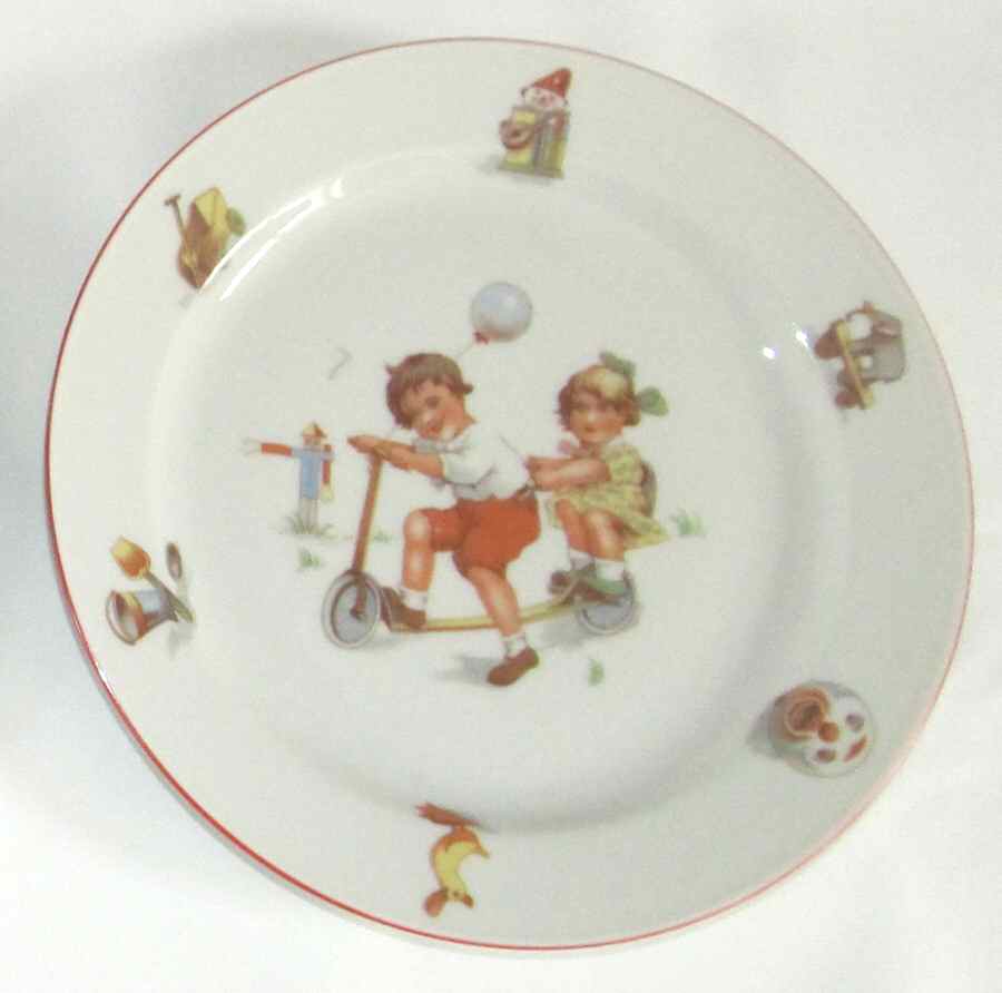 SCH662 Child's Plate by Schumann - Bavaria-1