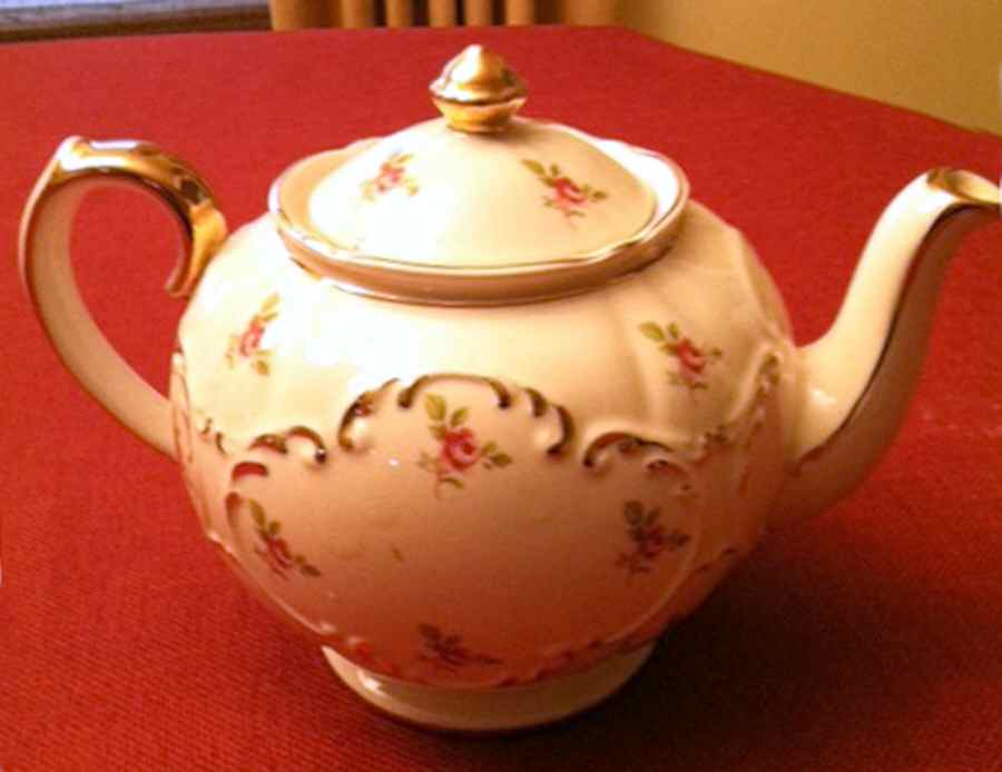 2329 Teapot & Lid by Sadler-1