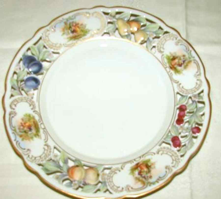 SCH663 Dinner Plate by Schumann - Bavaria-1