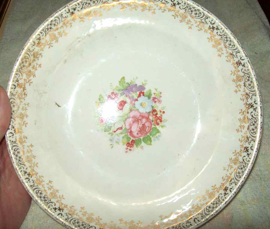 SLM382 9" Round Vegetable Bowl by Salem-1
