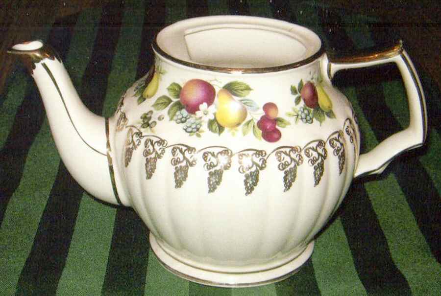 3426 Teapot No Lid by Sadler-1