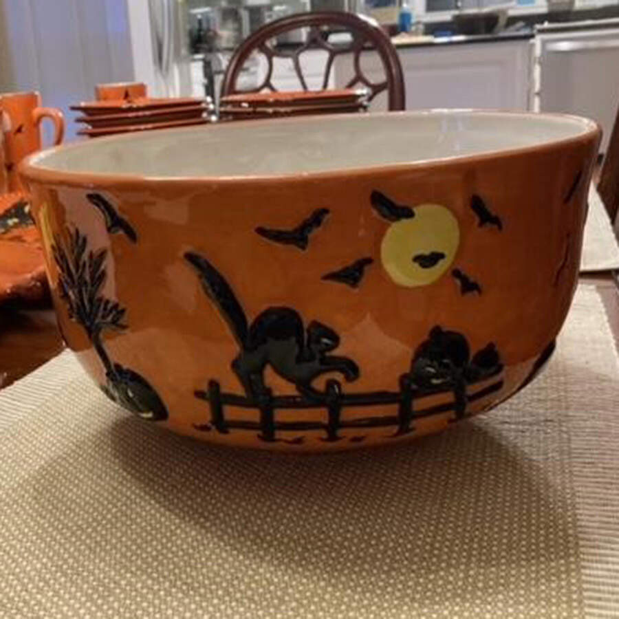 Haunted Hideaway Soup/Cereal Bowl by Sakura-1