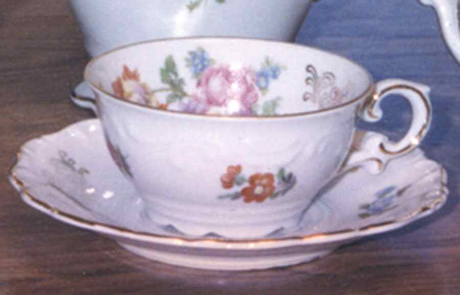 SCH669 Flat Cup & Saucer Set by Schumann - Bavaria-1