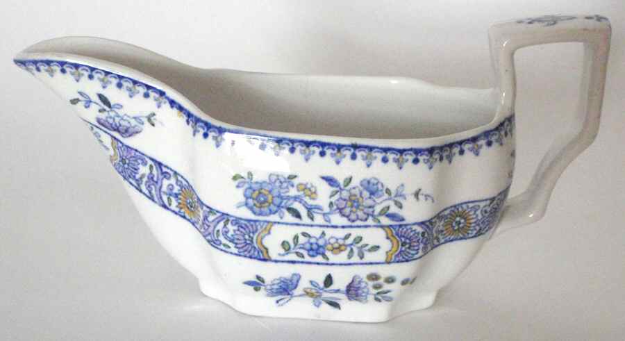 2-6753 Gravy Boat by Spode-1