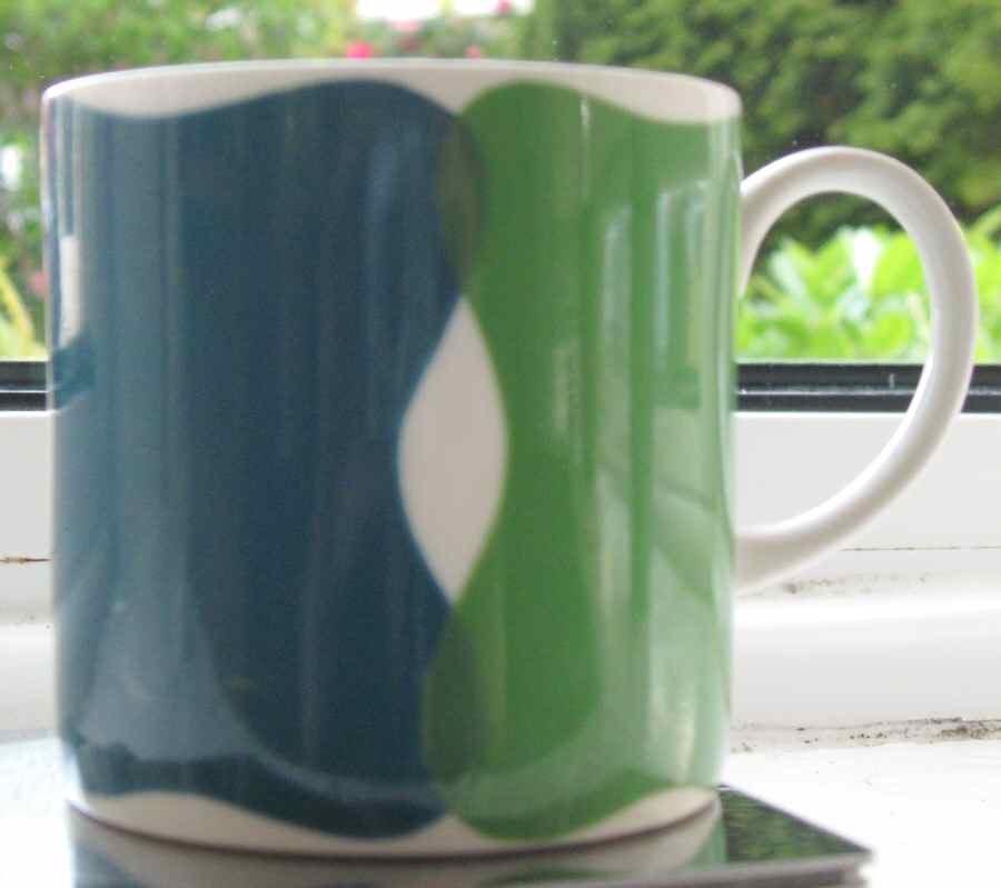Harlequinade Flat Cup by Susie Cooper-1