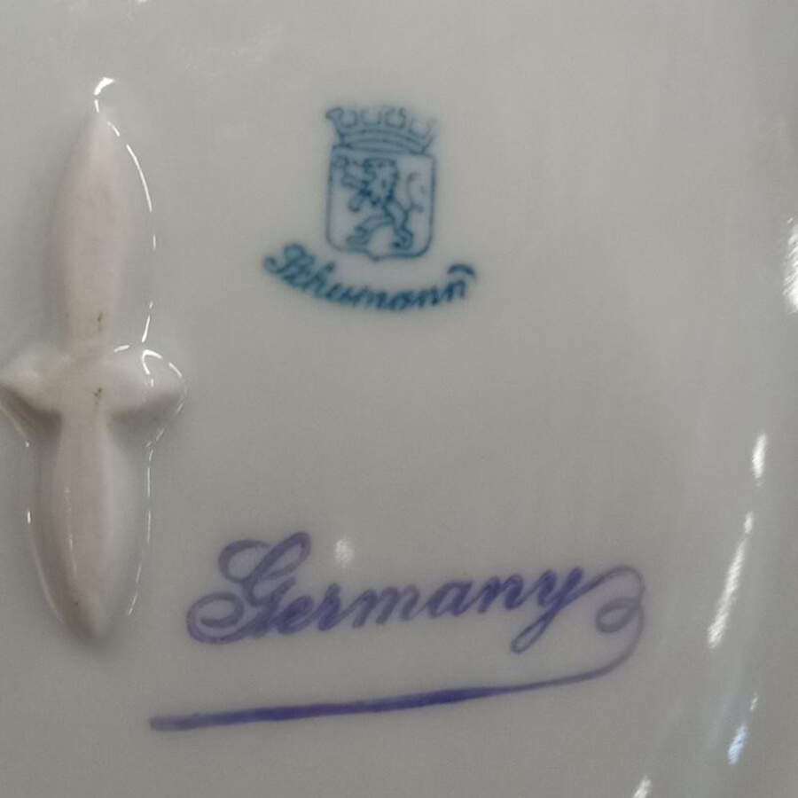 SCH678 10" Oval Pierced Basket by Schumann - Bavaria-1
