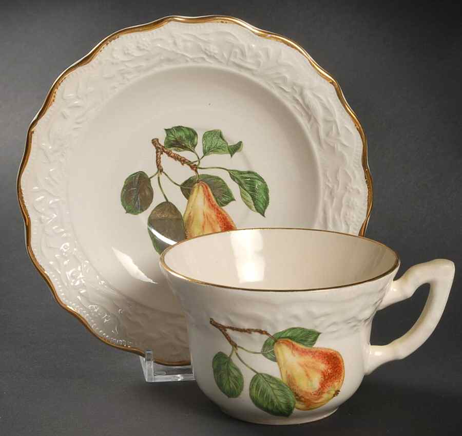 SAB111 Flat Cup & Saucer Set by Sabin-1