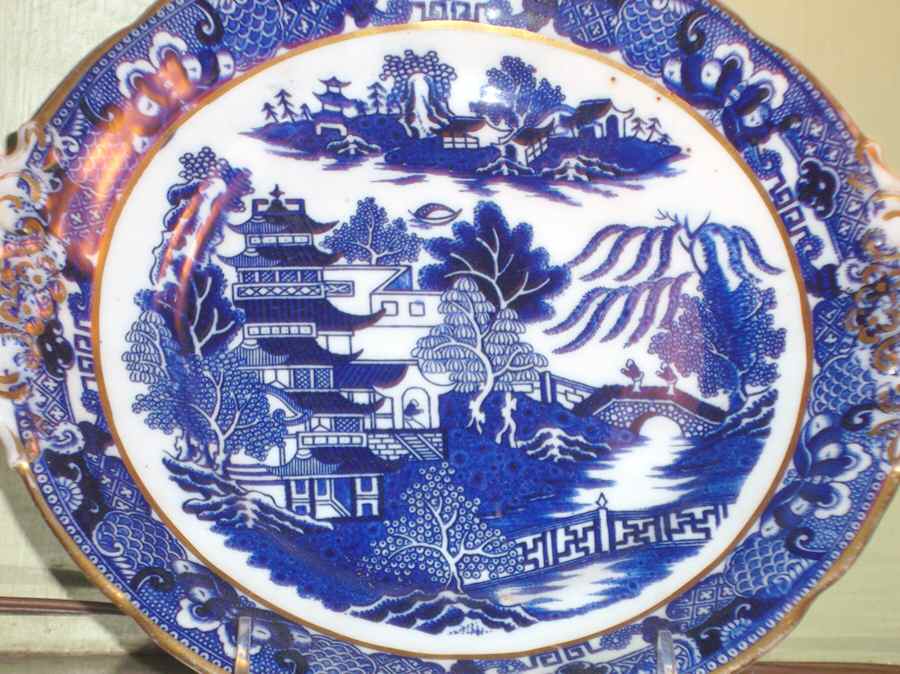 Willow Blue (Scallop, Gold Trim) Handled Cake Plate by John Steventon & Son-1