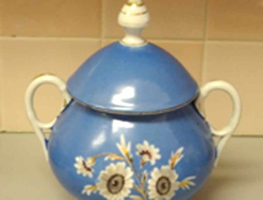 HCZ293 Sugar Bowl & Lid by Haas-Czjzek Coronado-1