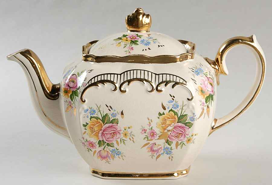 2657 Teapot & Lid by Sadler-1