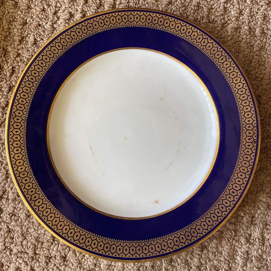 R5749 Dinner Plate by Spode-1