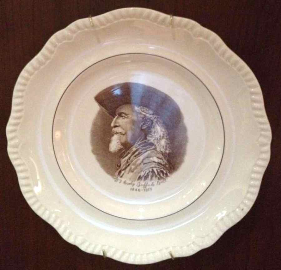 Buffalo Bill Plate Wall by Spode-1