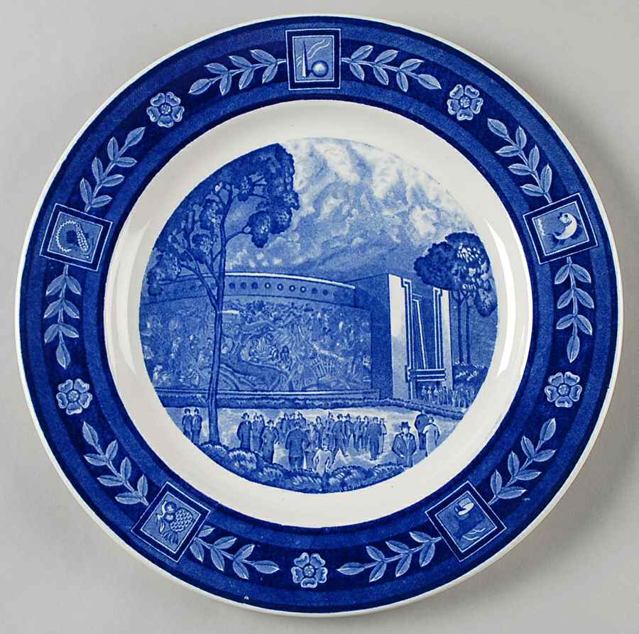 New York World's Fair 1939 Dinner Plate by Spode-1