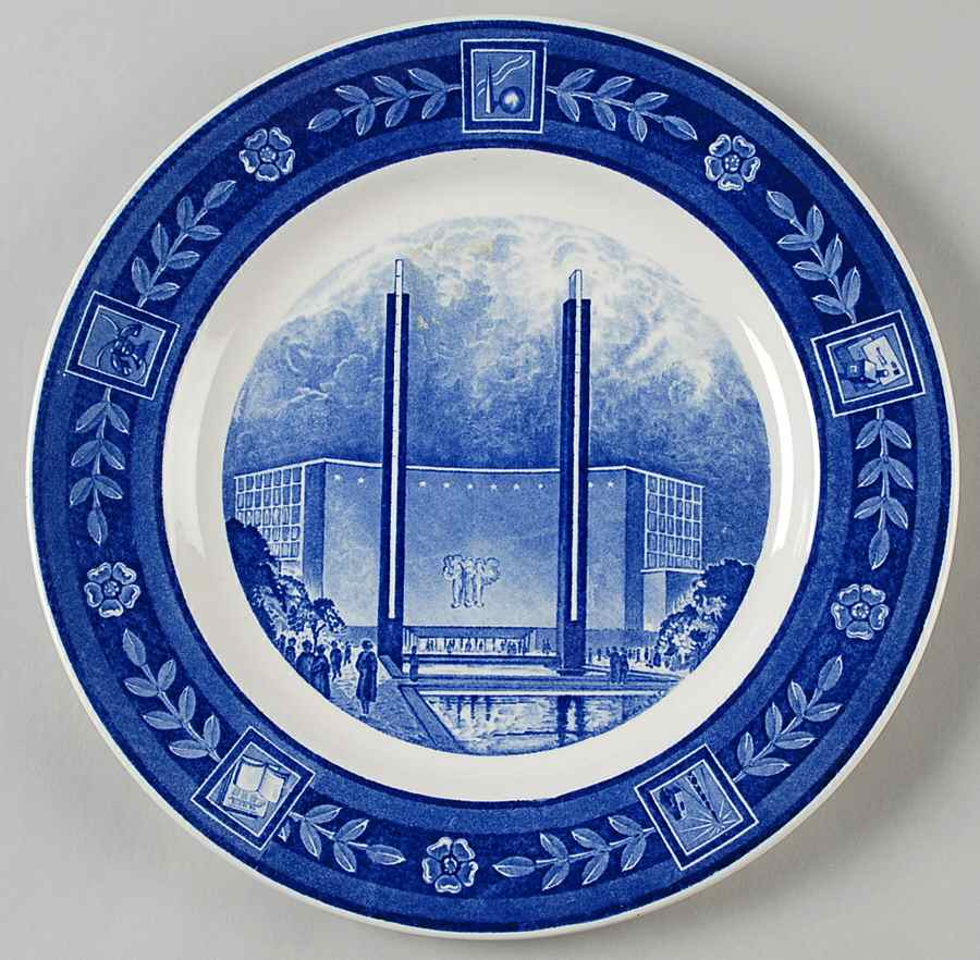 New York World's Fair 1939 Dinner Plate by Spode-1