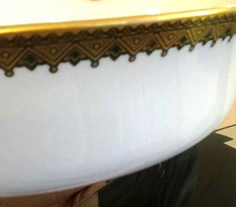 Green Diadem 9" Salad Serving Bowl by Spode-1