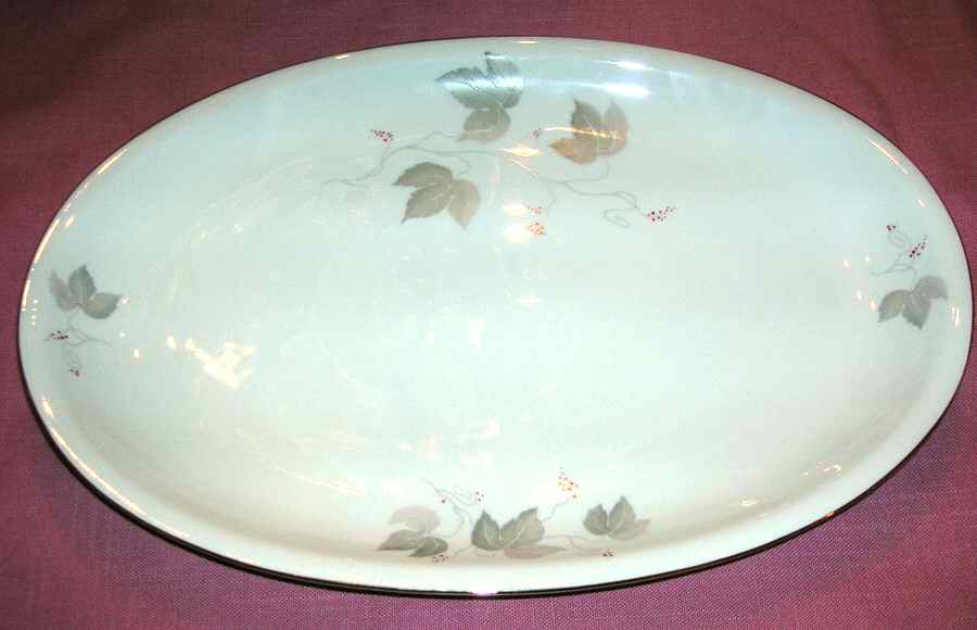 SLT437 14" Oval Serving Platter by Seltmann-1