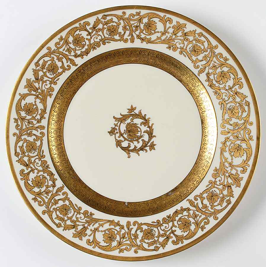 SCH695 Large Dinner Plate by Schumann - Bavaria-1