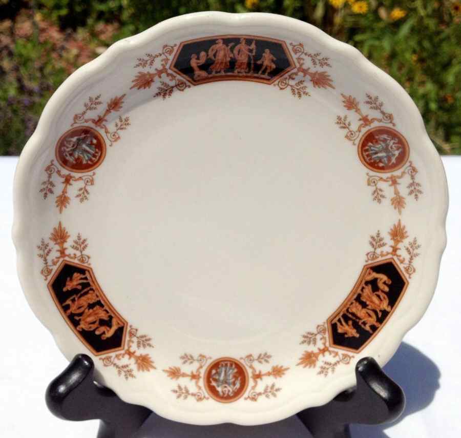 Grecian (Scalloped) Dinner Plate by Syracuse-1
