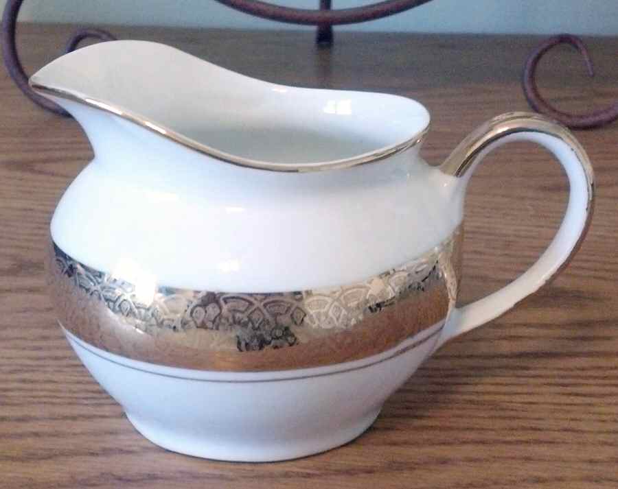 SUB54 Creamer by Superior Bavaria-1