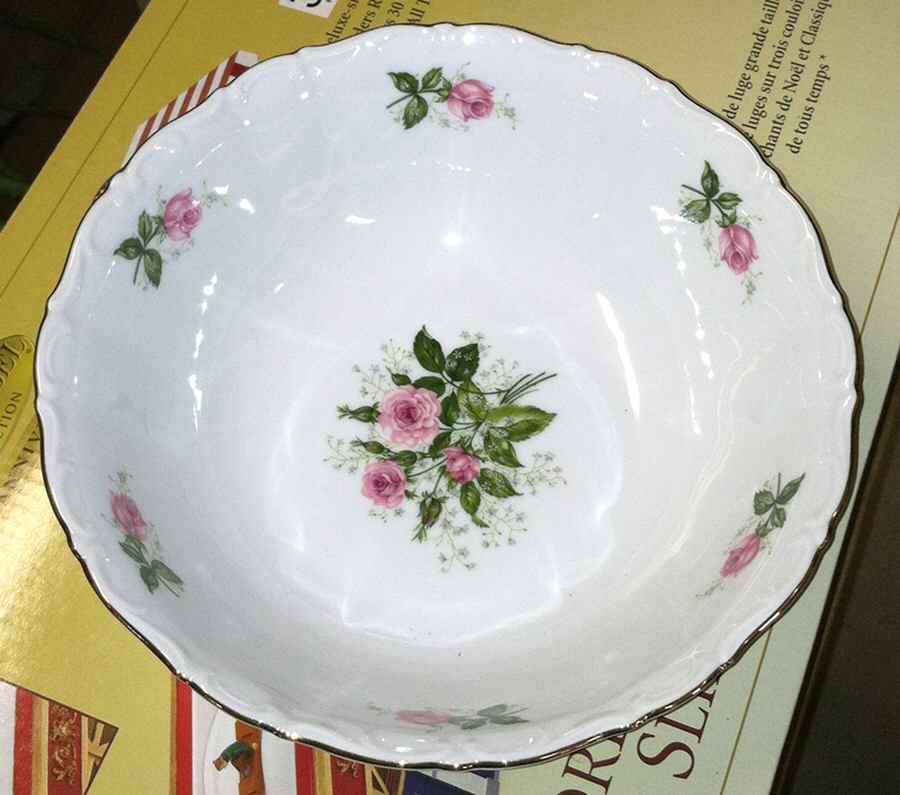SLT440 10" Round Vegetable Bowl by Seltmann-1