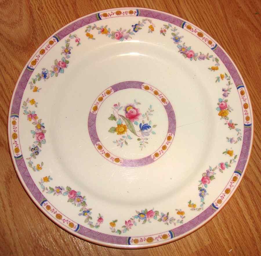 R5876 Dinner Plate by Spode-1