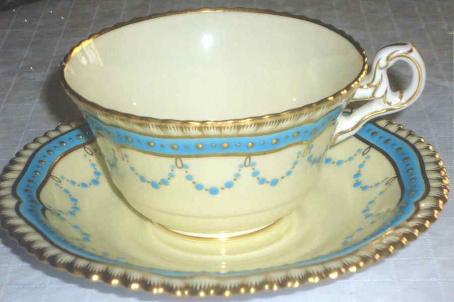 Y1193 Footed Cup & Saucer Set by Spode-1