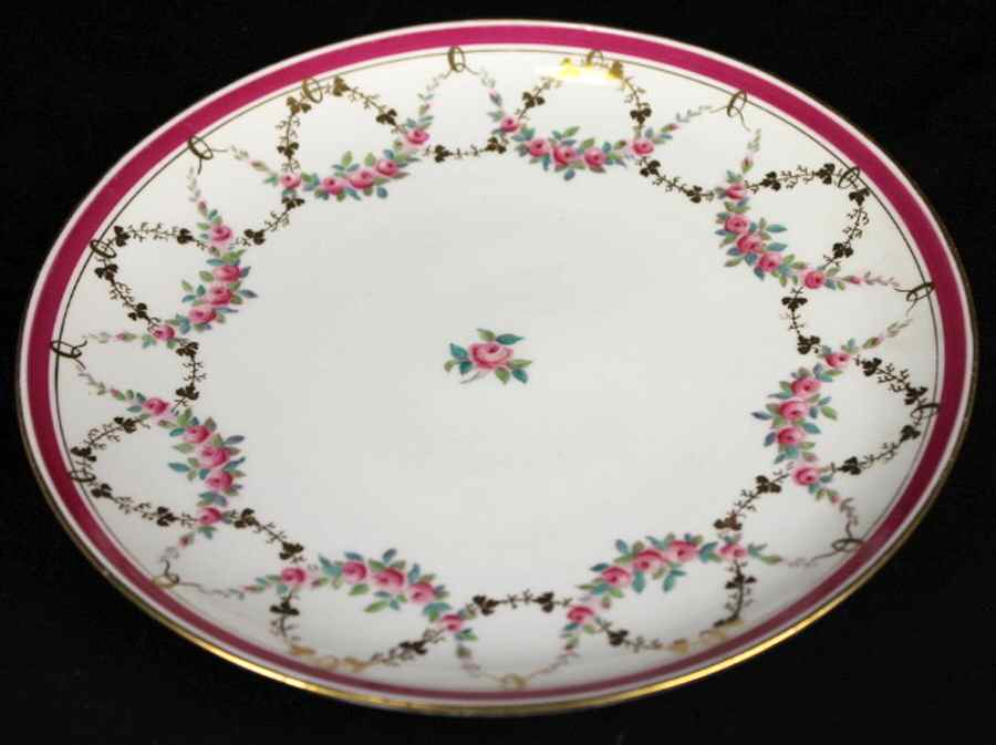 D6303 Dinner Plate by Spode-1