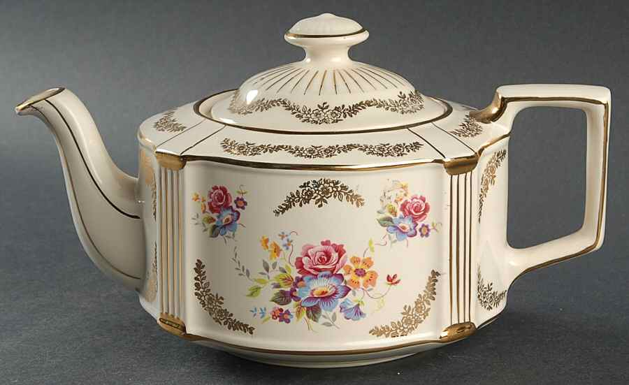 3636 Teapot & Lid by Sadek-1