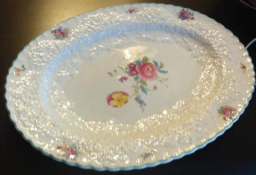 Dresden Rose (Y3413) Dinner Plate by Spode-1