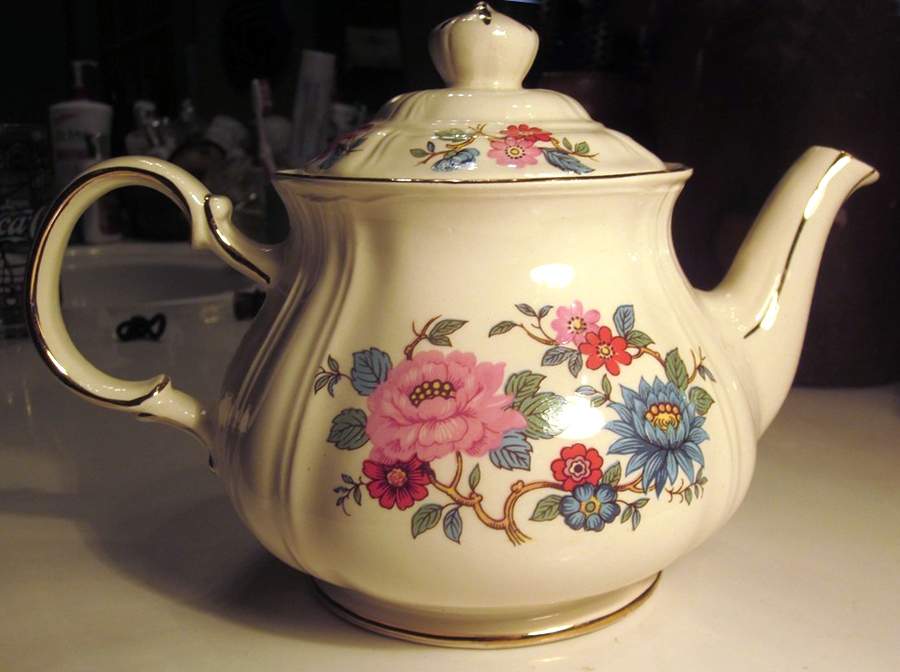 3694 Teapot & Lid by Sadler-1