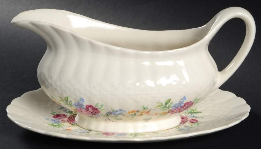 Finsbury Gravy Boat & Underplate by Simpsons-1