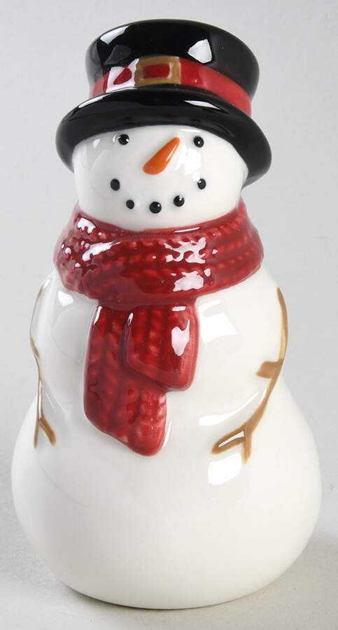 Yuletide Figural Pepper Shaker by St Nicholas Square-1