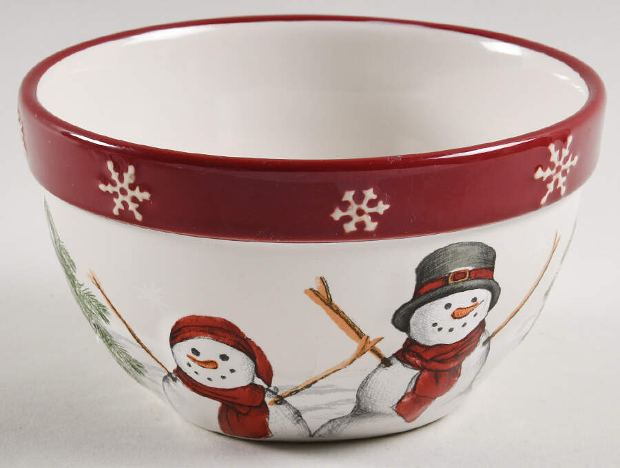 Yuletide 5" Nesting Bowl by St Nicholas Square-1