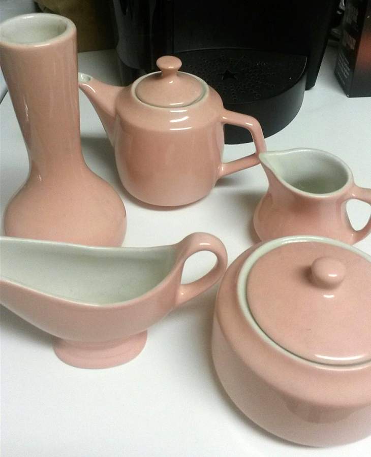 SHO382 Sugar Bowl & Lid by Shenango-1