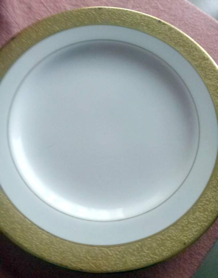 SP664 Dinner Plate by Spode-1