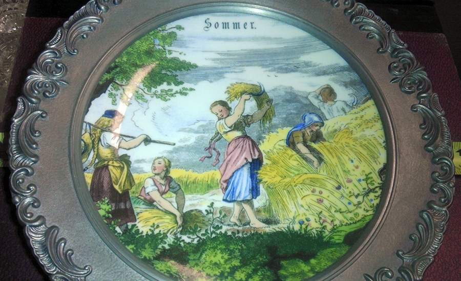 SLT460 Metal Rim Collector Plate by Seltmann-1