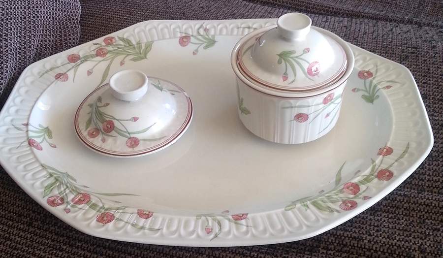 SXX19 Sugar Bowl & Lid by Santa Clara (Spain)-1