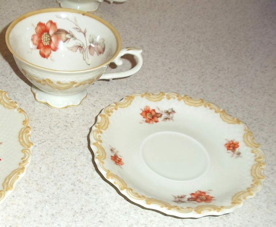 SCH722 Footed Cup & Saucer Set by Schumann - Bavaria-1