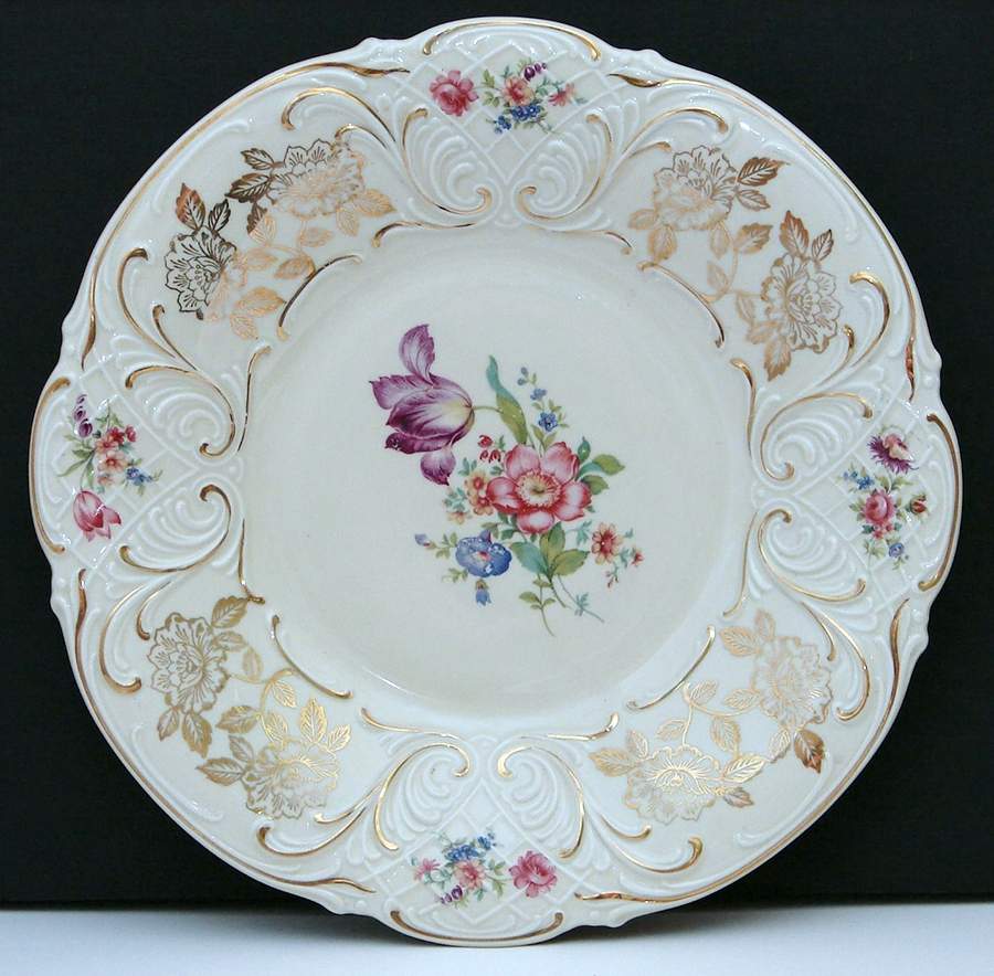 SWH72 Dinner Plate by Schwarzenhammer-1
