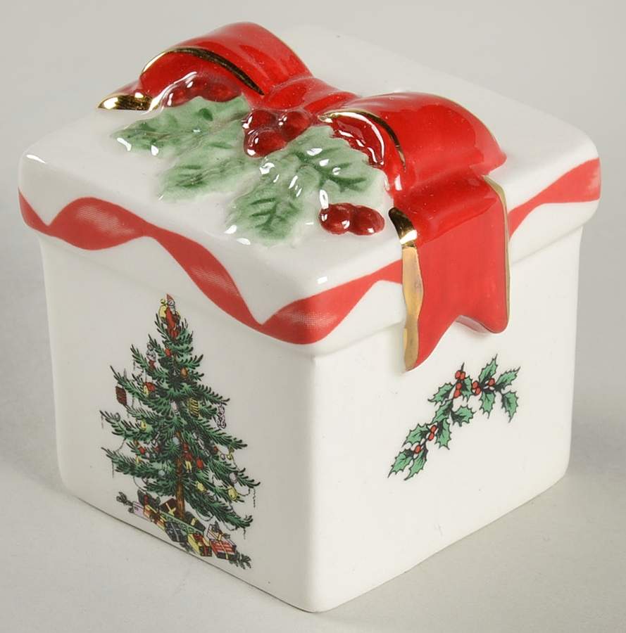 Christmas Tree Figural Pepper Shaker by Spode-1