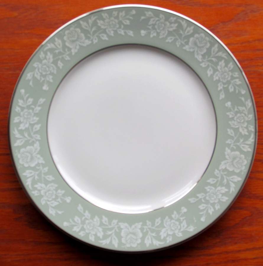 3321 (Platinum) Salad Plate by Sone-1