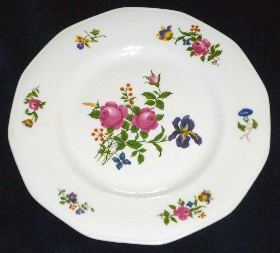 SHO390 Dinner Plate by Shenango-1