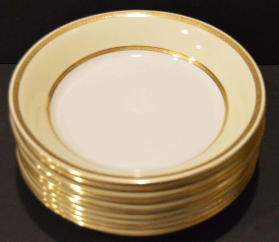 8762 Coupe Soup Bowl by Shelley-1