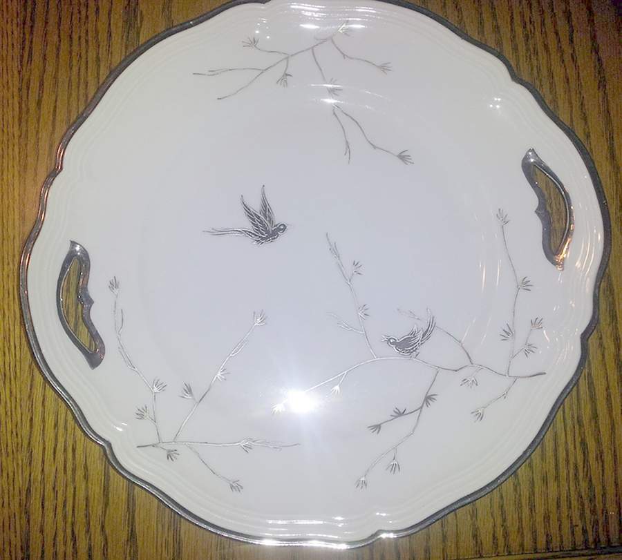 SLT476 Handled Cake Plate by Seltmann-1