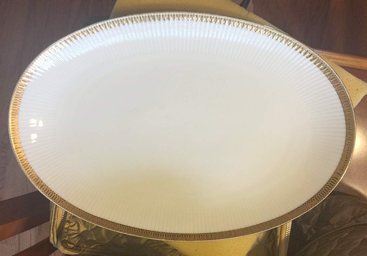 SLT478 12" Oval Serving Platter by Seltmann-1
