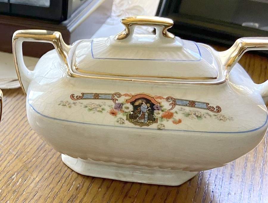 SEB166 Sugar Bowl & Lid by Sebring Pottery-1