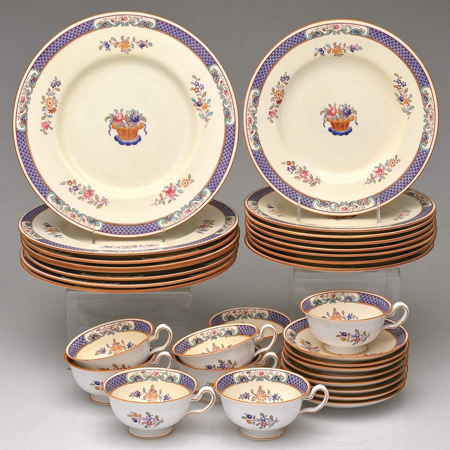 R9705 24 Piece Set by Spode-1