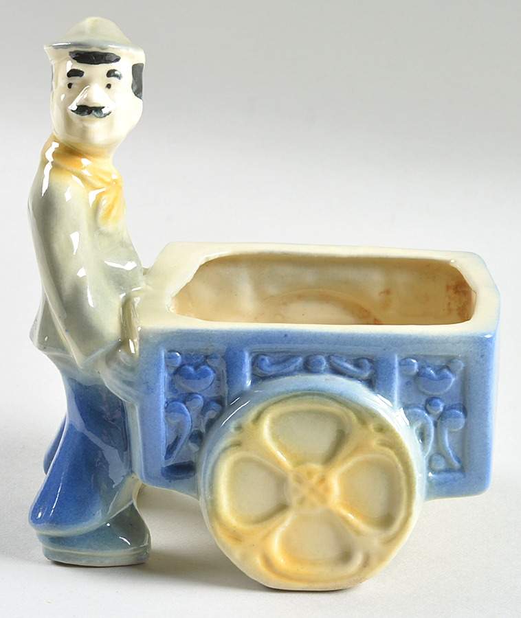 Planters Tony the Peddler Planter No Gold Trim by Shawnee-1