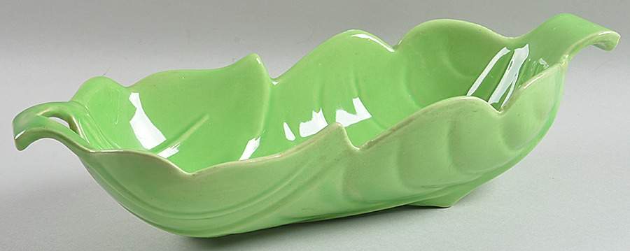 Planters Leaf Planter with Stem Handles by Shawnee-1